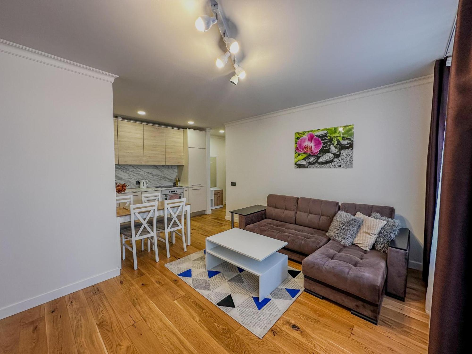 ריגה One Bedroom Promenade Apartment מראה חיצוני תמונה